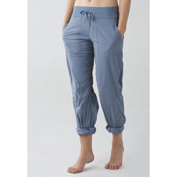 Lululemon Studio Pant II *Unlined (Regular)Blue Denim Size 4 (Small Flaw See Pic - Picture 1 of 16